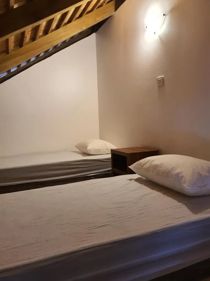 Moorea Lodge Temae 0*,